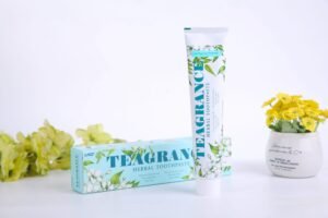 TEAGRANCE Herbal Toothpaste 100 gm